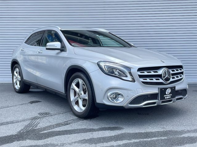 Mercedes Benz GLA-CLASS 2017-06 6967-20