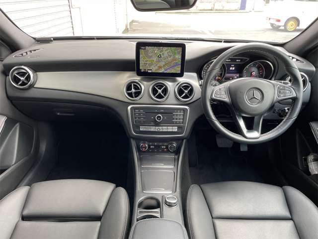 Mercedes Benz GLA-CLASS 2017-06 6967-1