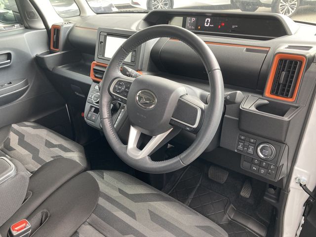 Daihatsu TANTO 2022-10 20433-1