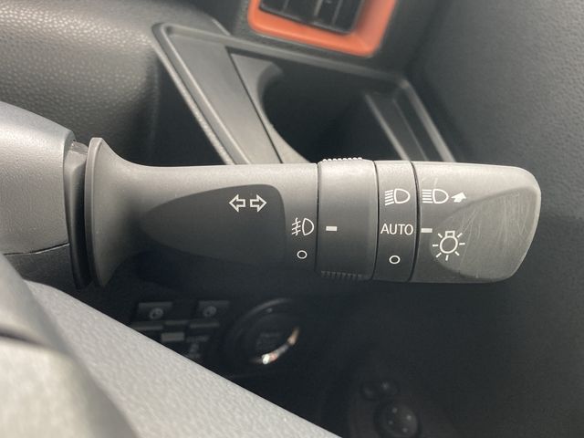 Daihatsu TANTO 2022-10 20433-11