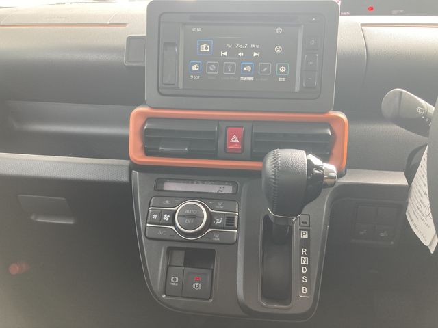 Daihatsu TANTO 2022-10 20433-7