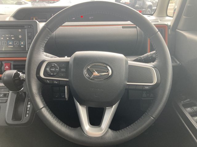 Daihatsu TANTO 2022-10 20433-10