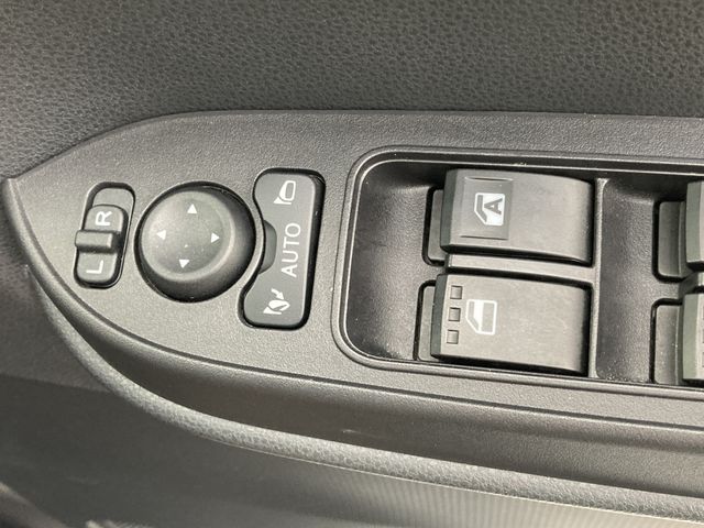 Daihatsu TANTO 2022-10 20433-14