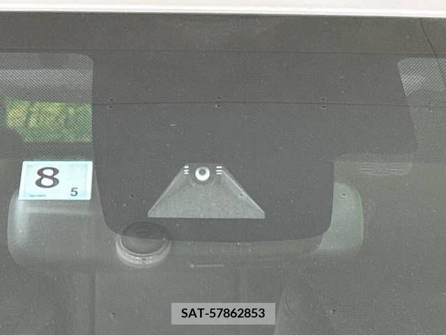 Toyota PRIUS 2019-08 223398-2