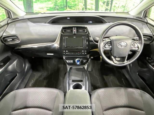 Toyota PRIUS 2019-08 223398-1