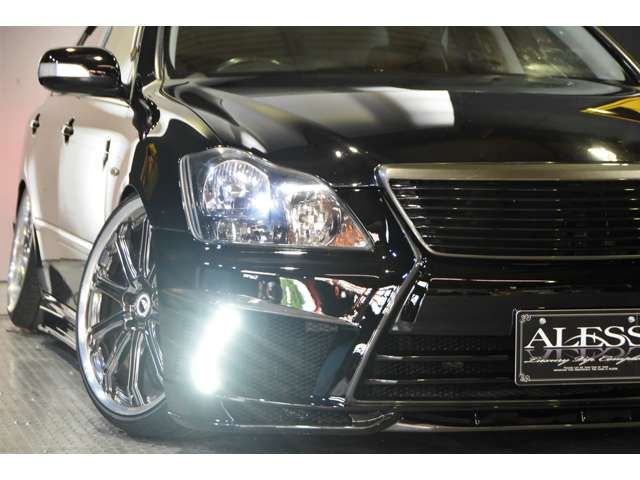 Toyota CROWN SEDAN 2006-01 3014-17