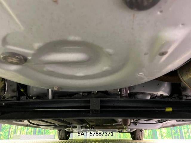Toyota SIENTA 2019-07 368157-19