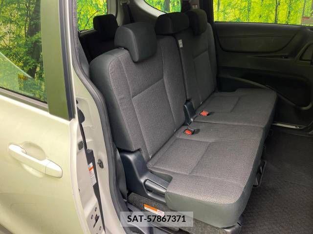 Toyota SIENTA 2019-07 368157-8