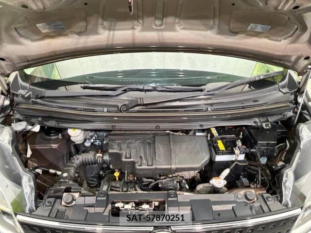 Nissan ROOX 2017-07 323848-18