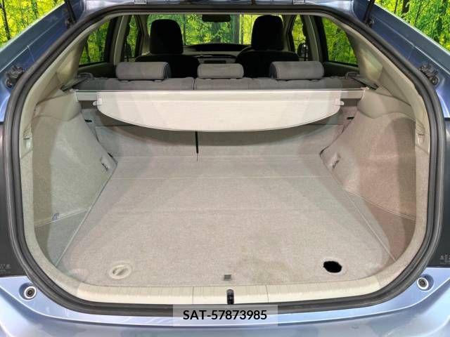 Toyota PRIUS 2011-10 250924-10