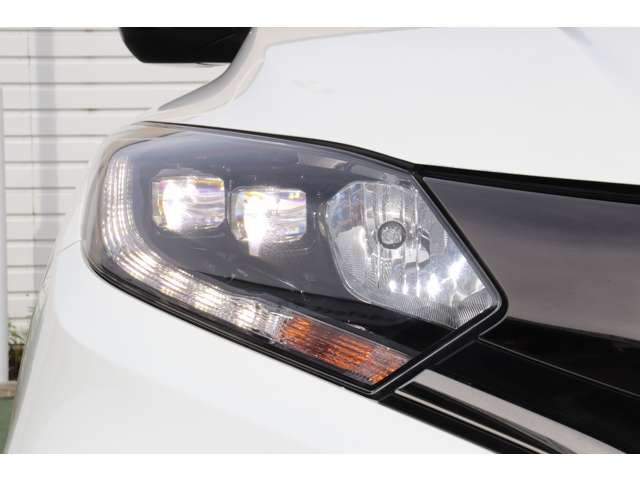Honda VEZEL 2016-09 185561-6