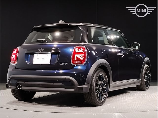 Bmw MINI 2022-08 1756-4