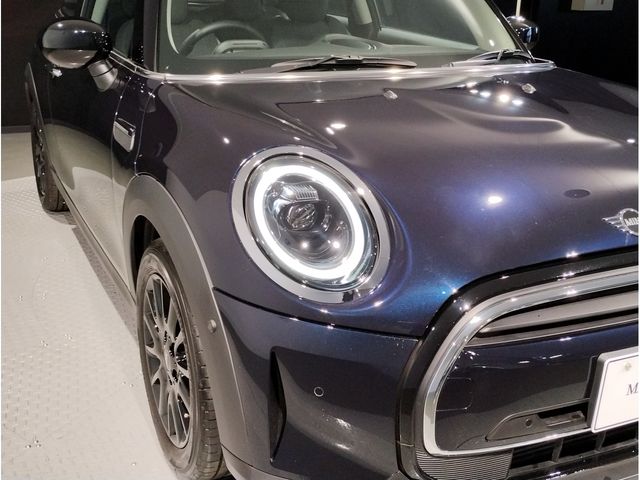Bmw MINI 2022-08 1756-8