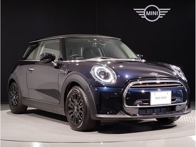 Bmw MINI 2022-08 1756-6