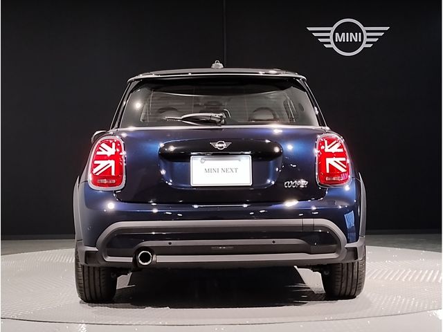 Bmw MINI 2022-08 1756-3