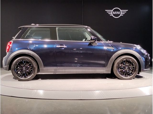 Bmw MINI 2022-08 1756-5