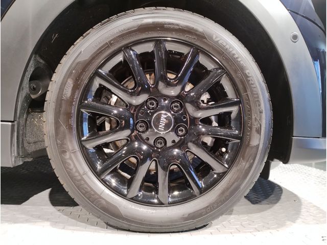 Bmw MINI 2022-08 1756-9