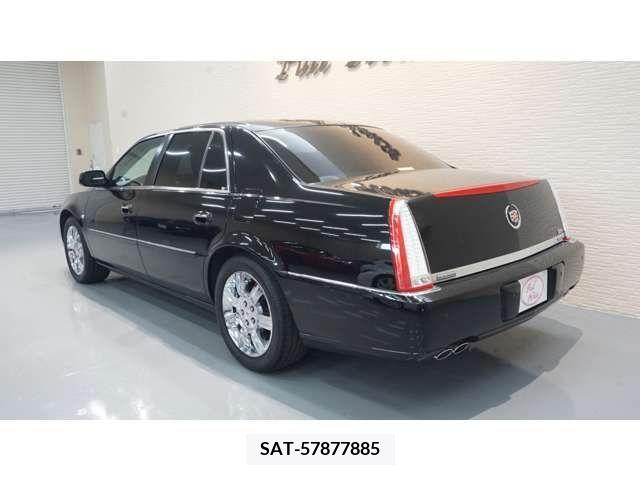 Cadillac DTS 2010-08 371723-4