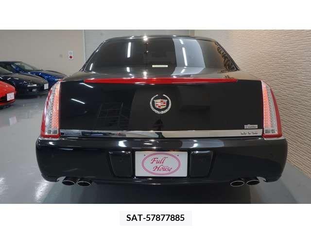 Cadillac DTS 2010-08 371723-7