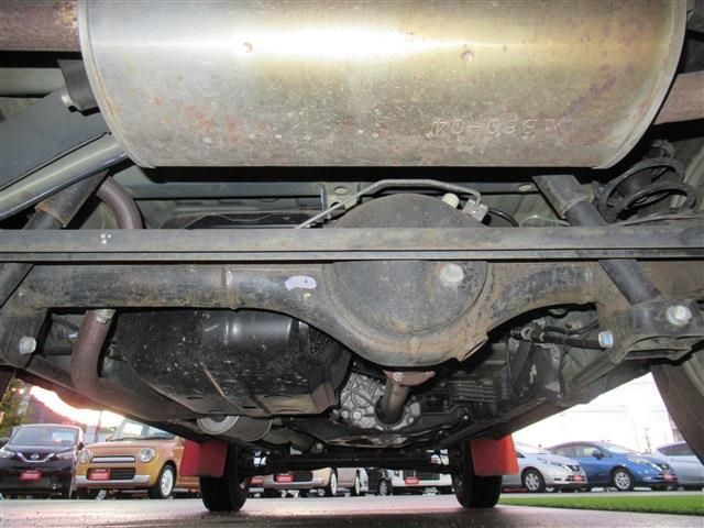 Nissan KIX 2008-10 13670-29