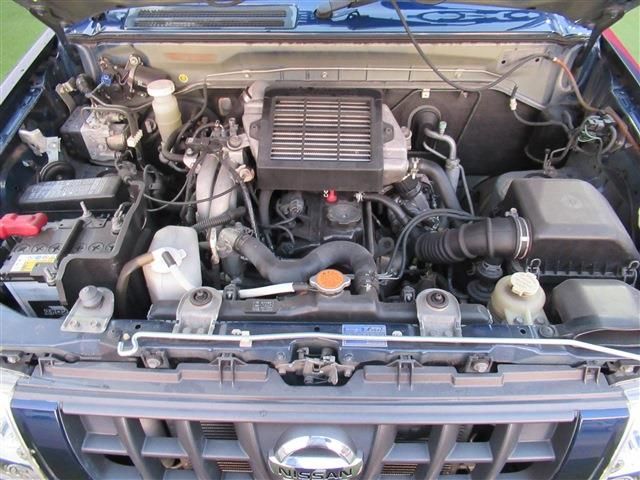 Nissan KIX 2008-10 13670-27