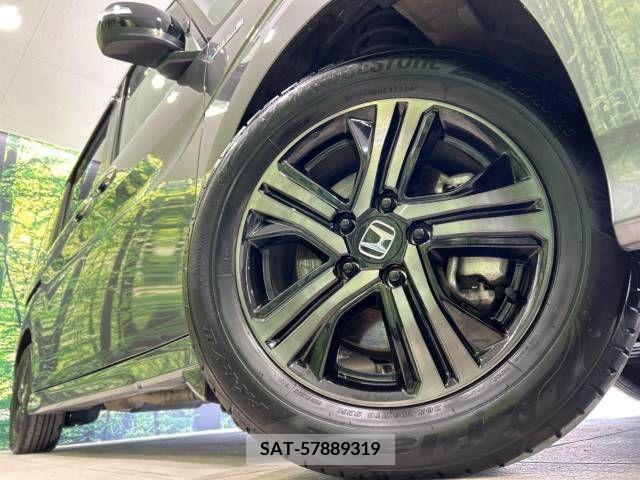 Honda e 2019-03 239874-14