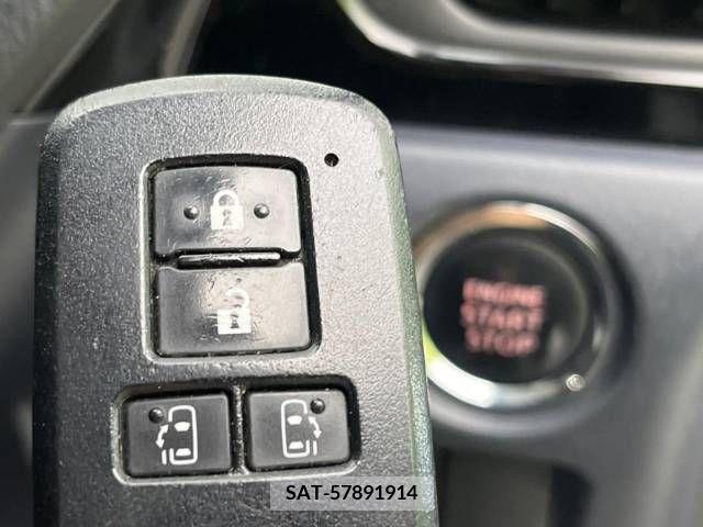 Toyota VOXY 2016-10 289051-7