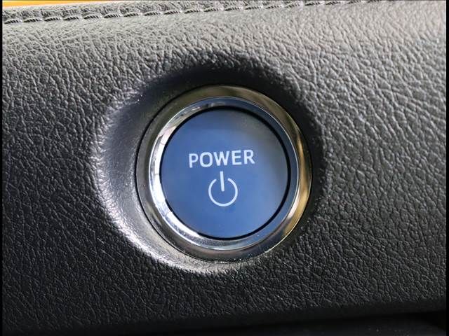 Toyota SIENTA 2018-10 189839-17