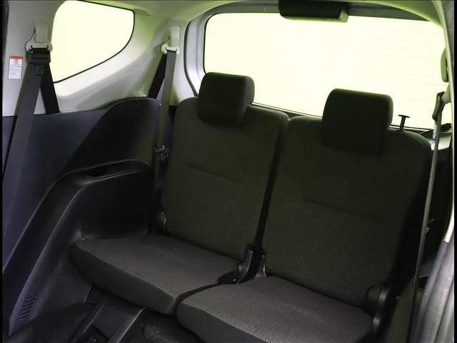Toyota SIENTA 2018-10 189839-27