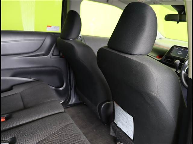 Toyota SIENTA 2018-10 189839-23