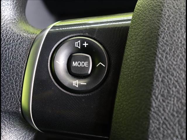 Toyota SIENTA 2018-10 189839-8