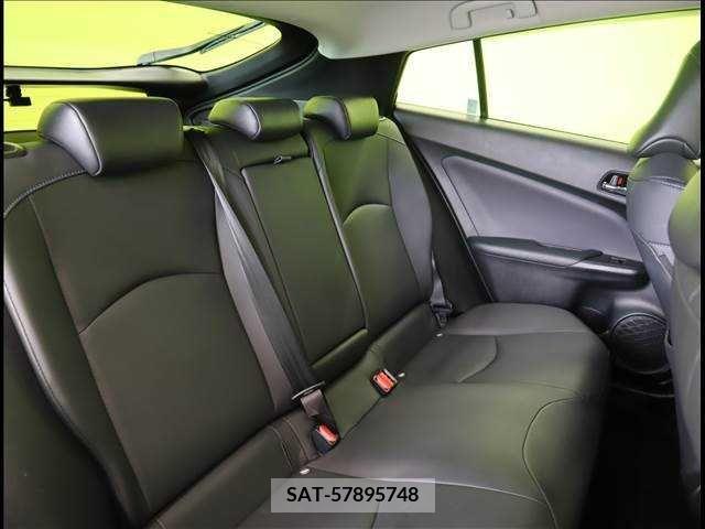 Toyota PRIUS 2020-11 350208-27