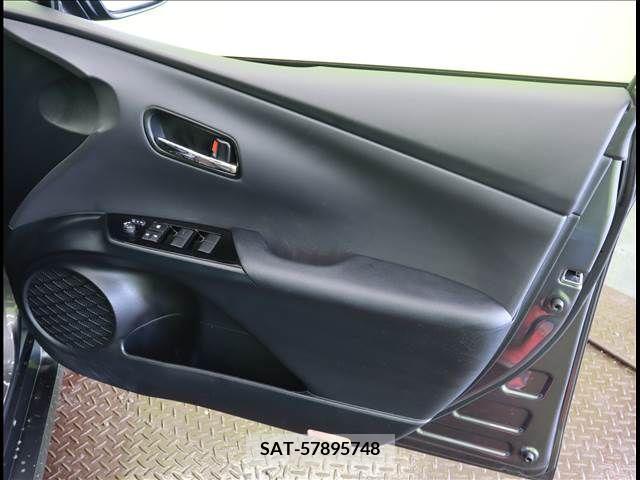 Toyota PRIUS 2020-11 350208-25