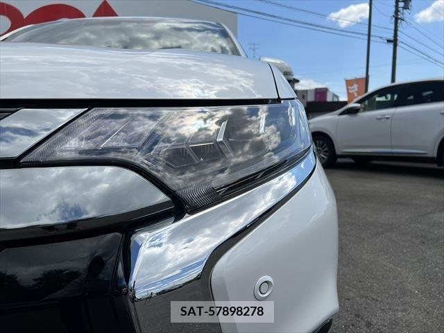 Mitsubishi OUTLANDER PHEV 2019-10 349202-21