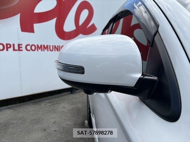 Mitsubishi OUTLANDER PHEV 2019-10 349202-24