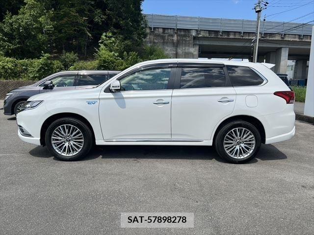 Mitsubishi OUTLANDER PHEV 2019-10 349202-18