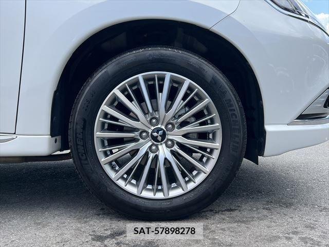 Mitsubishi OUTLANDER PHEV 2019-10 349202-27