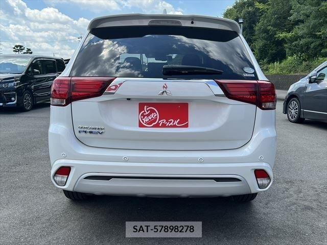 Mitsubishi OUTLANDER PHEV 2019-10 349202-15