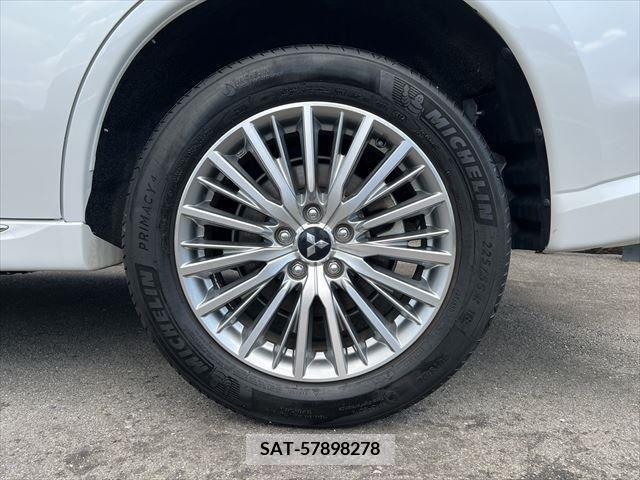 Mitsubishi OUTLANDER PHEV 2019-10 349202-25