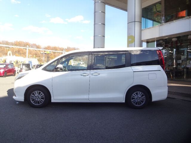 Toyota ESQUIRE 2014-12 195243-3