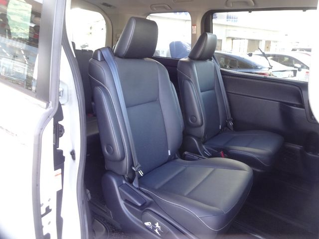 Toyota ESQUIRE 2014-12 195243-7