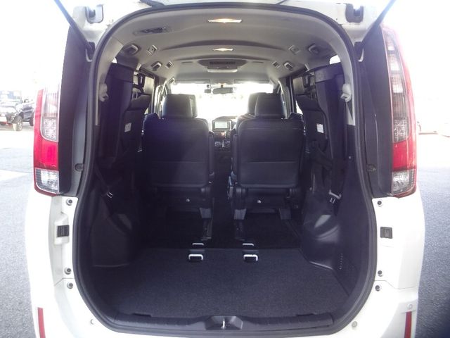 Toyota ESQUIRE 2014-12 195243-27