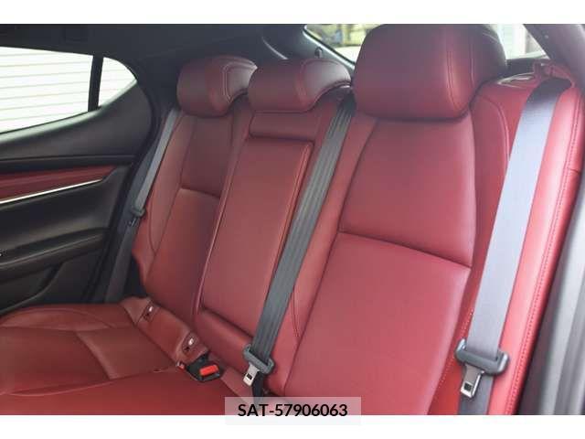 Mazda MAZDA3 2020-09 221547-9