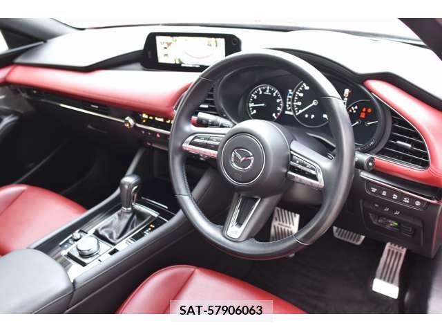 Mazda MAZDA3 2020-09 221547-3