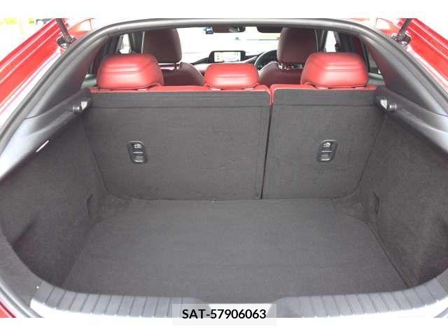 Mazda MAZDA3 2020-09 221547-17