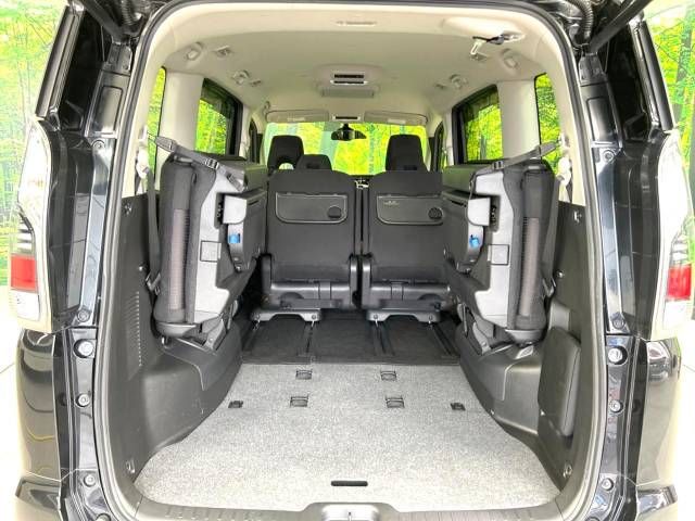 Nissan SERENA 2018-08 190994-10