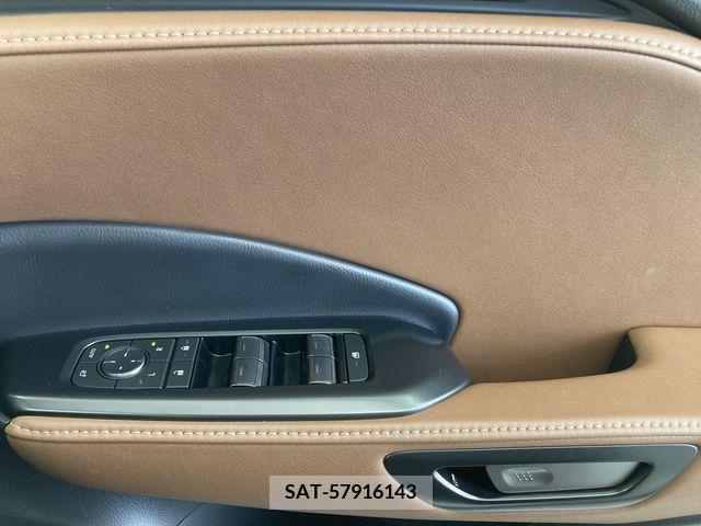 Lexus LBX 2024-02 362844-20