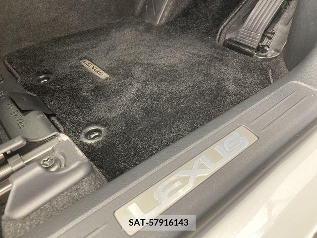Lexus LBX 2024-02 362844-25