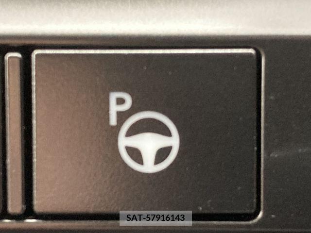 Lexus LBX 2024-02 362844-11
