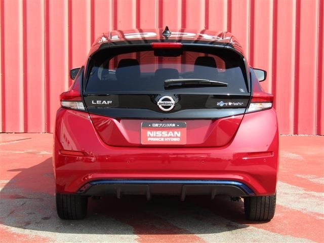 Nissan LEAF 2020-02 22827-25